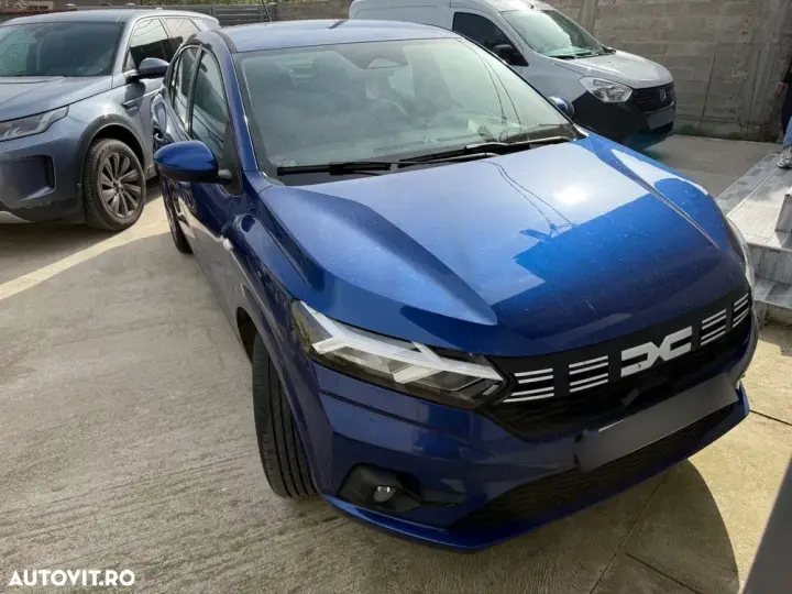 Dacia Logan III TCe 90 MT5 Expression