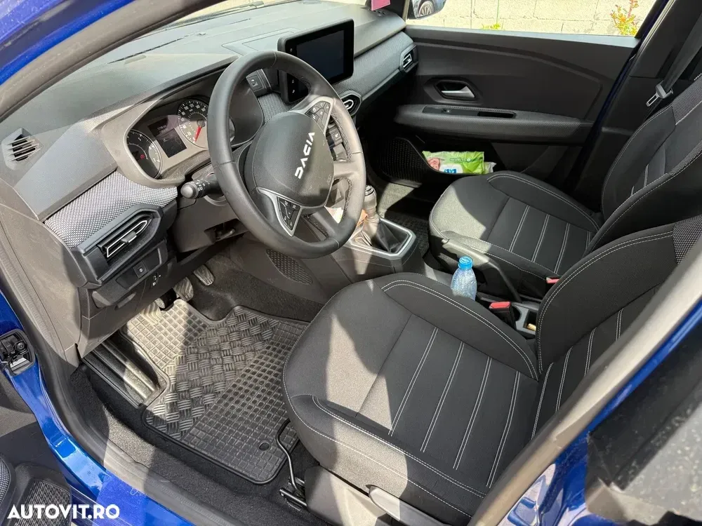 Dacia Logan III TCe 90 MT5 Expression — imagine 4