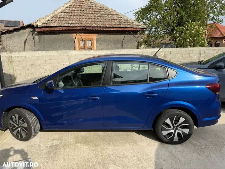 Dacia Logan III TCe 90 MT5 Expression