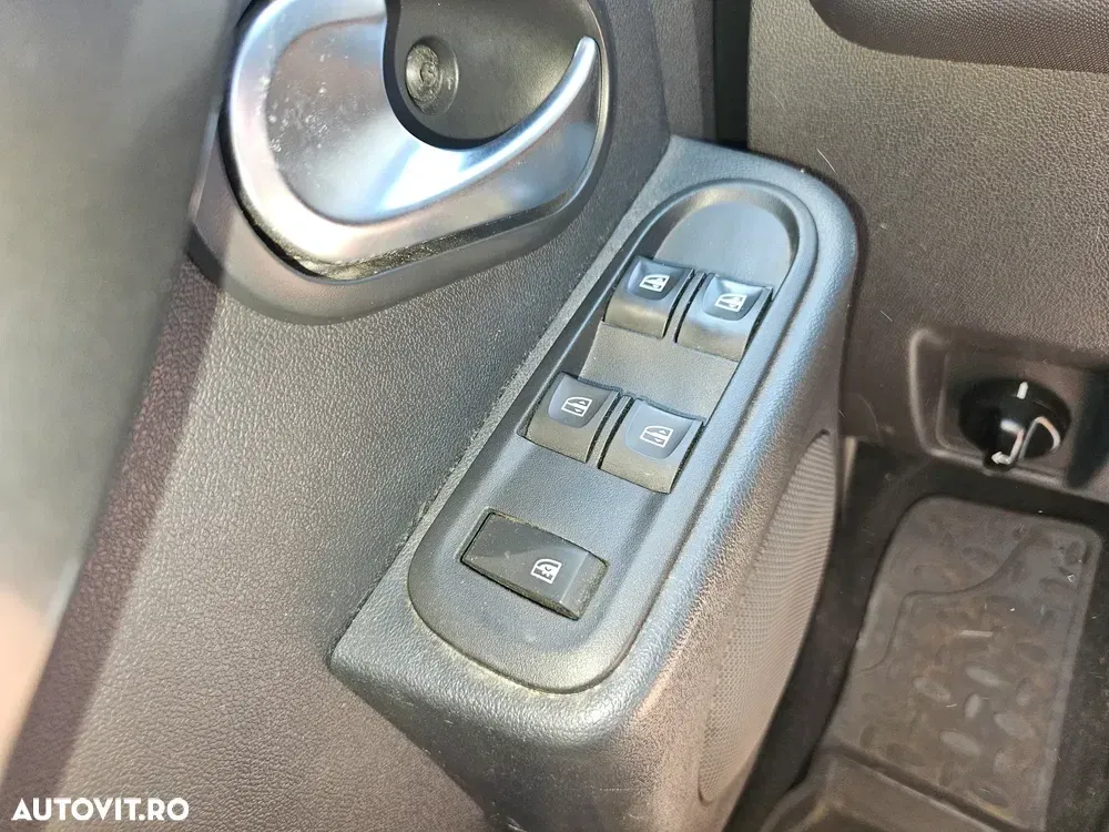 Dacia Duster I 1.6 SCe Prestige jante 16" — imagine 6