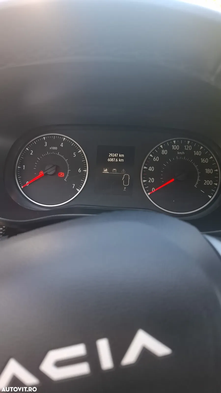 Dacia Logan III TCe 90 MT6 Journey+ — imagine 5