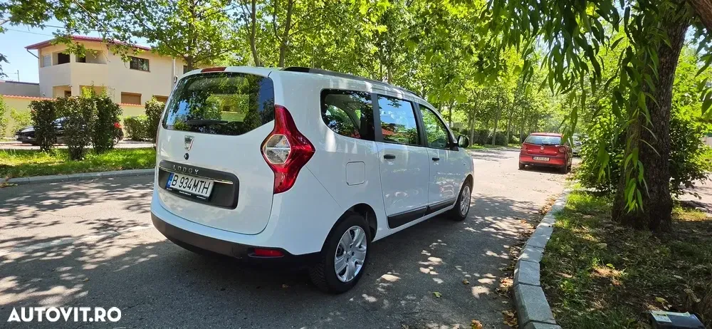 Dacia Lodgy 1.5 Blue dCi Laureate — imagine 3