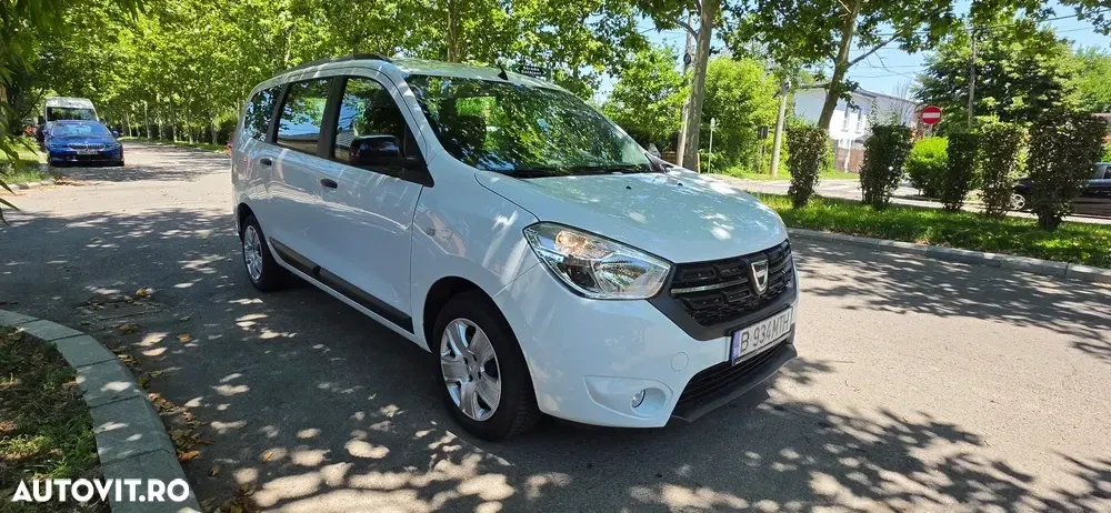 Dacia Lodgy 1.5 Blue dCi Laureate — imagine 2