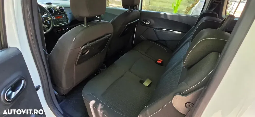 Dacia Lodgy 1.5 Blue dCi Laureate — imagine 6