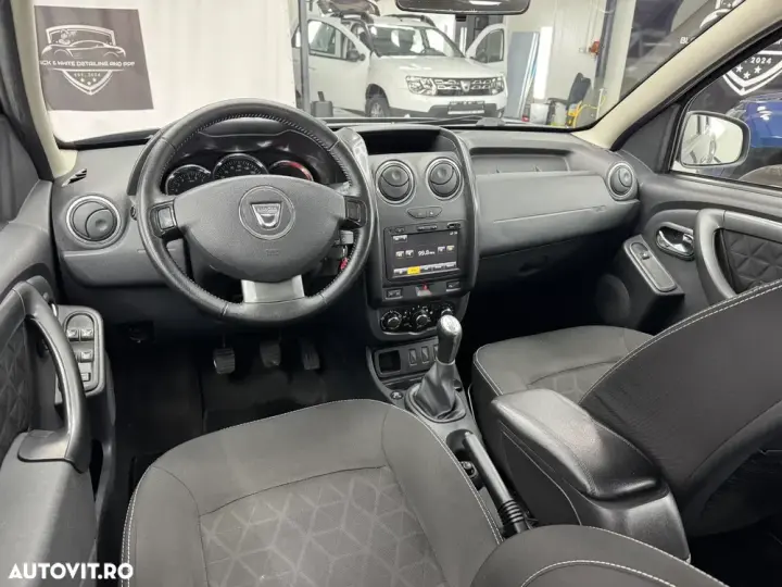 Dacia Duster I 1.6 4x2 Laureate