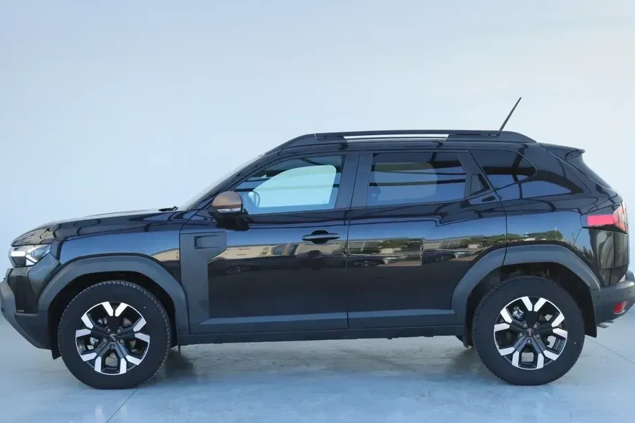 Dacia Duster III TCe 130 4X4 MHEV Extreme — imagine 2