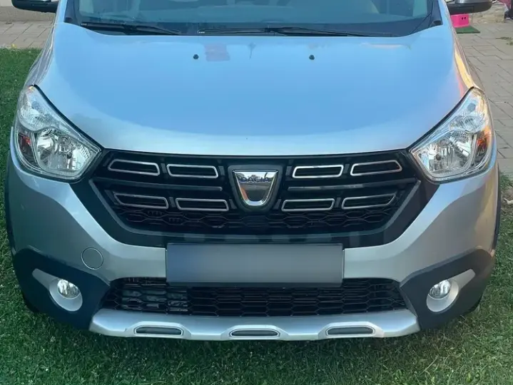 Dacia Lodgy TCe 130 GPF Stepway