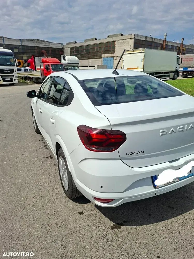 Dacia Logan TCe 90 MT5 Expression — imagine 4