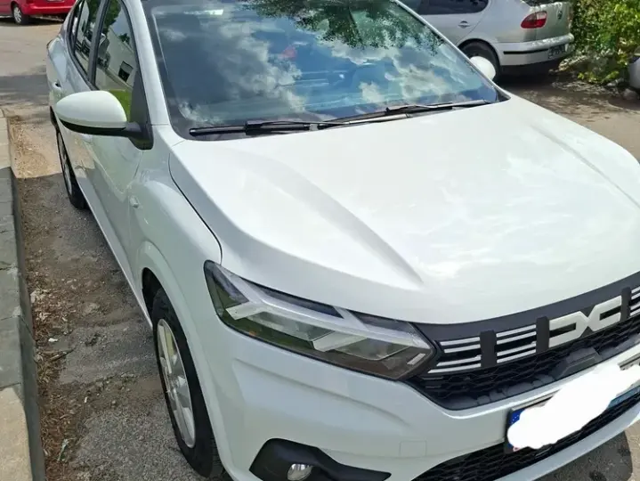 Dacia Logan TCe 90 MT5 Expression