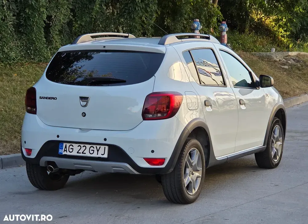 Dacia Sandero Stepway Blue dCi 95 Prestige — imagine 4