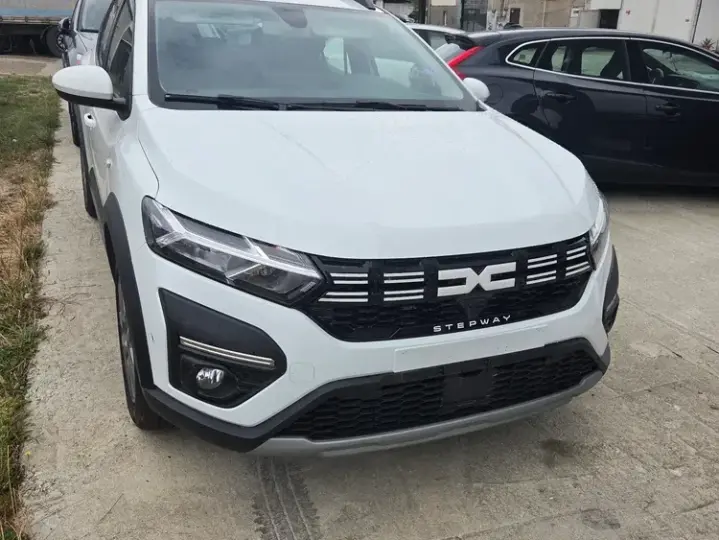 Dacia Sandero Stepway III TCe 90 Essential