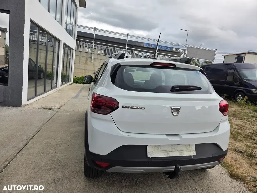 Dacia Sandero Stepway III TCe 90 Essential — imagine 4