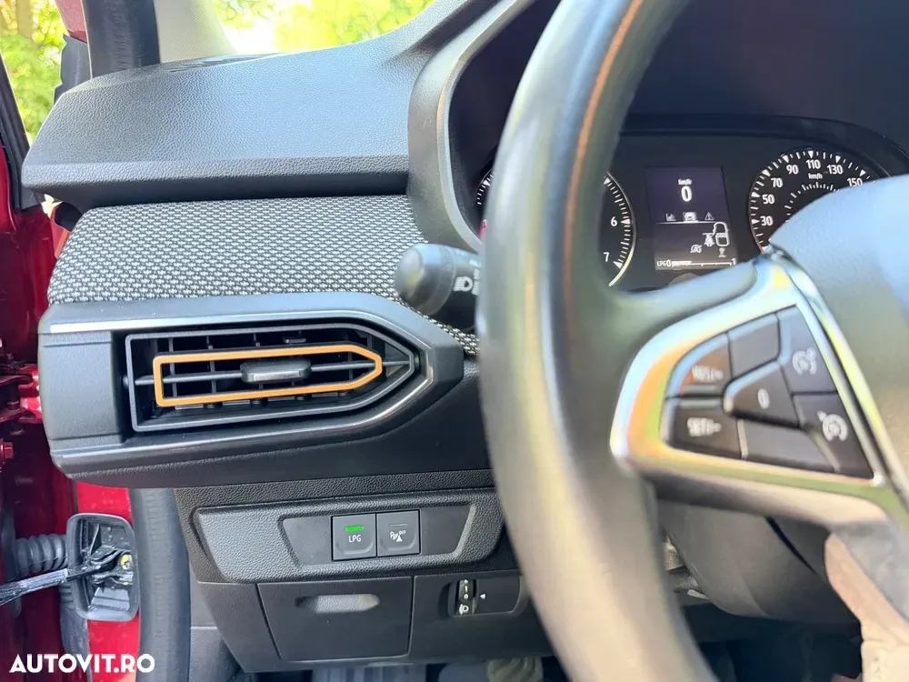 Dacia Sandero Stepway III ECO-G 100 MT6 Extreme+ — imagine 4