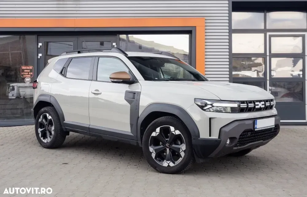 Dacia Duster III TCe 130 4X4 MHEV Journey — imagine 2