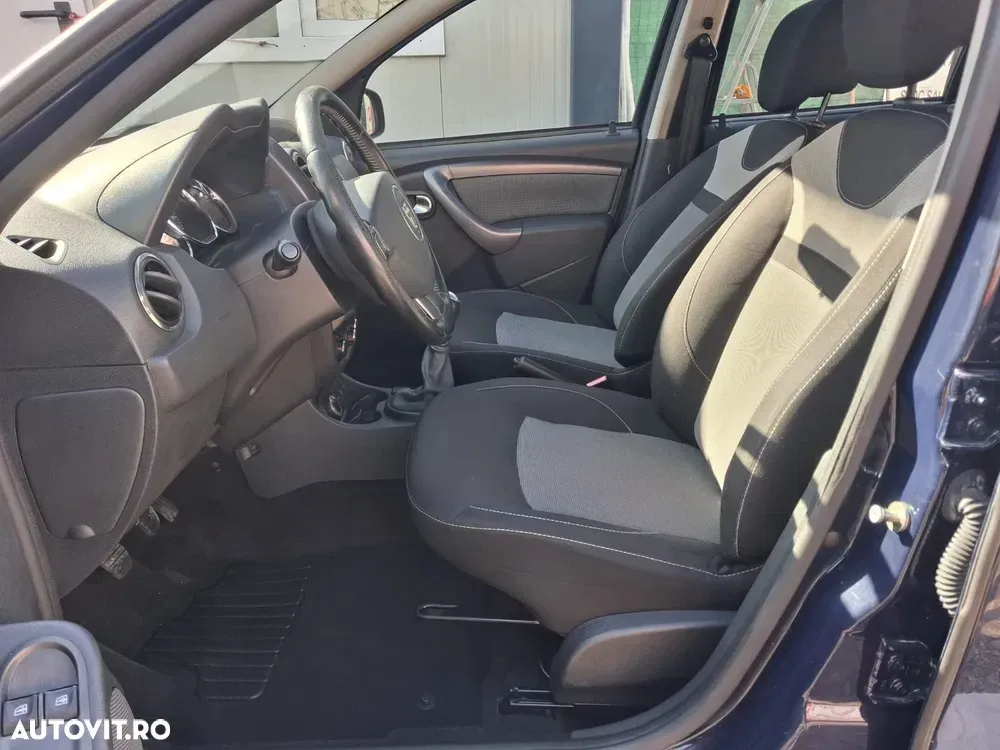 Dacia Duster dCi 110 FAP 4x4 Laureate — imagine 6