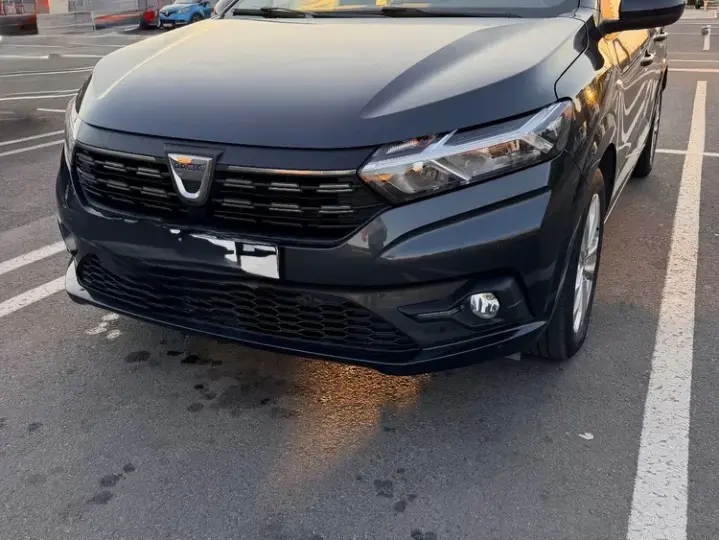 Dacia Logan III TCe 90 CVT Prestige