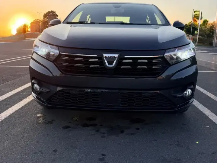 Dacia Logan III TCe 90 CVT Prestige