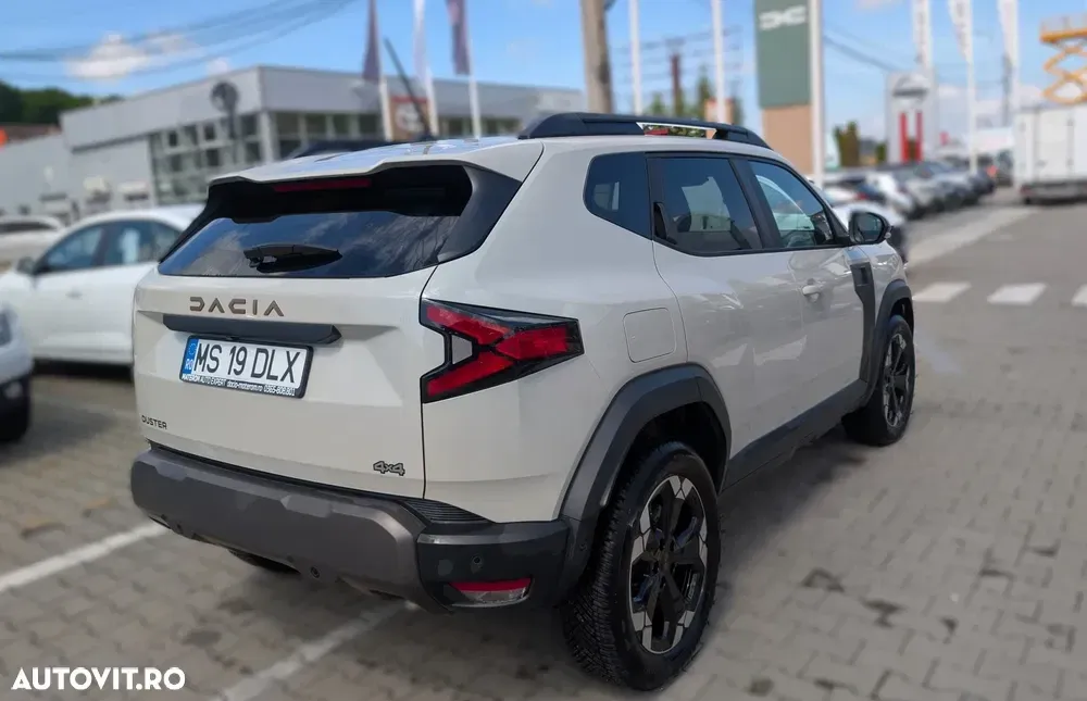 Dacia Duster III TCe 130 4X4 MHEV Extreme — imagine 3