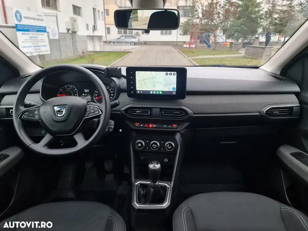 Dacia Logan III TCe 90 MT6 Comfort — imagine 3