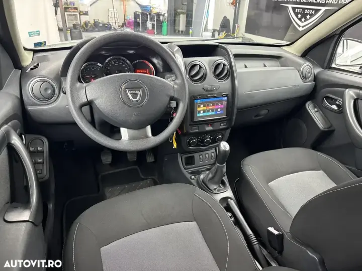 Dacia Duster 1.6 4x2 Laureate