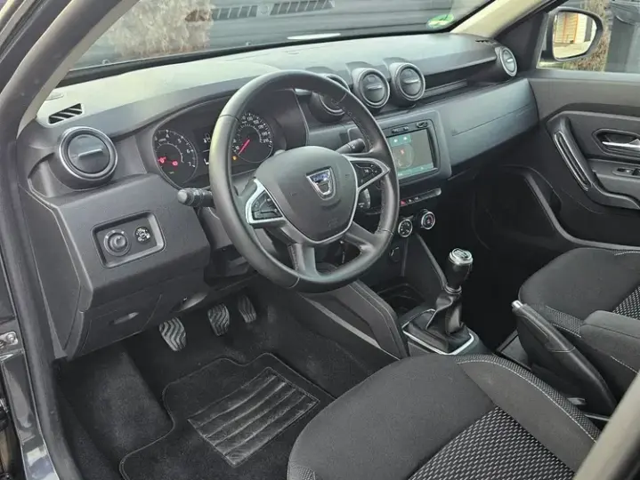 Dacia Duster II 1.6 SCe Prestige jante 17"