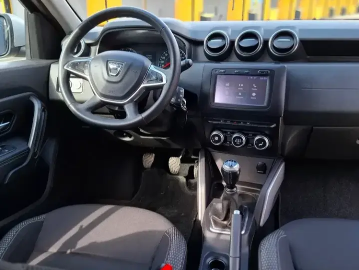 Dacia Duster II 1.6 SCe Prestige jante 17"