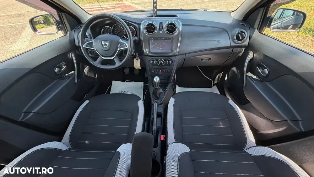 Dacia Logan Stepway — imagine 2