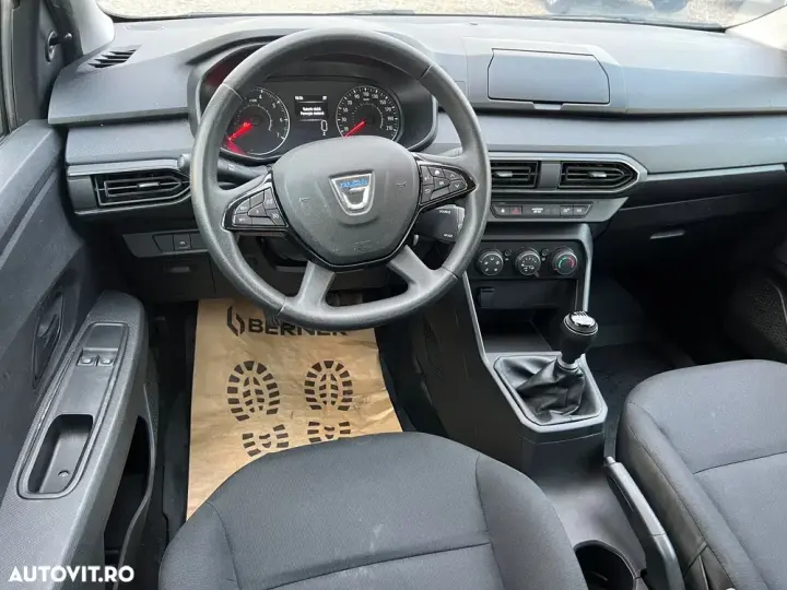 Dacia Logan TCe 90 Essential