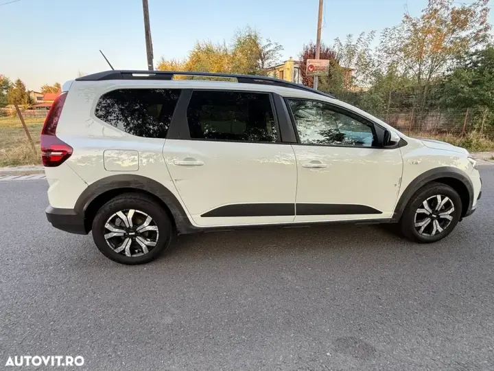 Dacia Jogger 5 locuri HEV 140 Expression