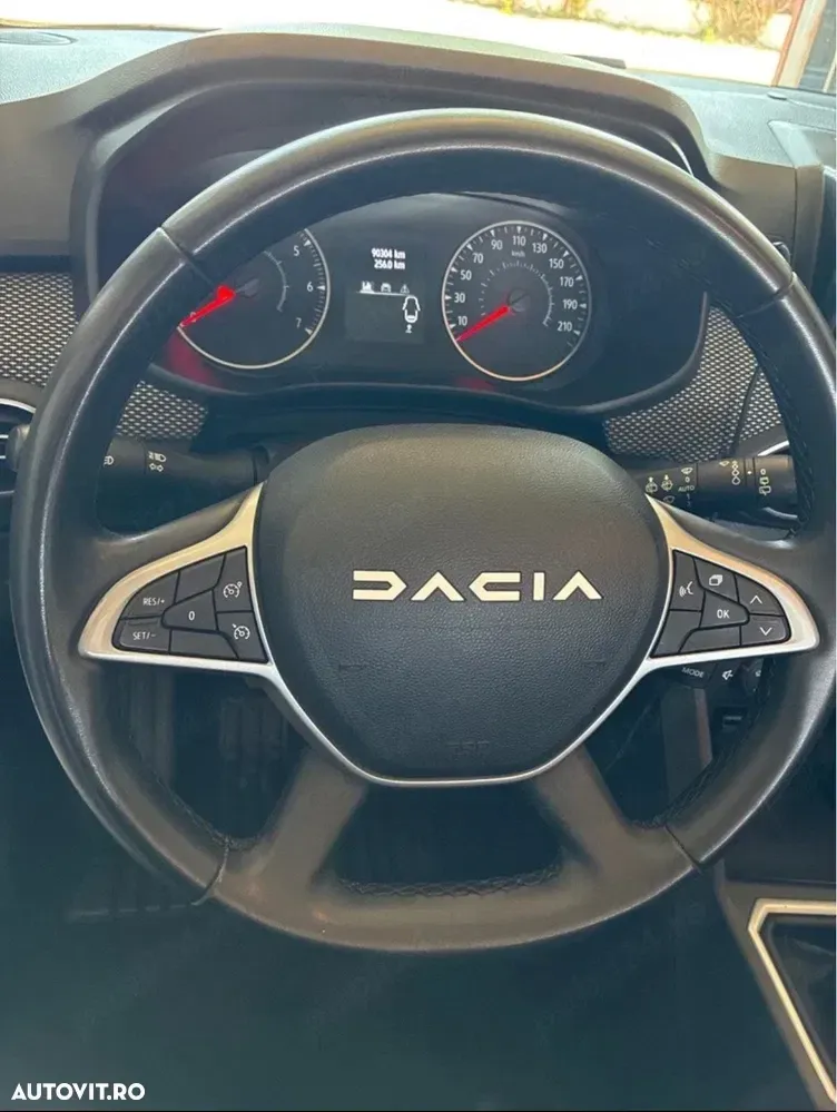 Dacia Jogger 5 locuri TCe 110 Expression — imagine 4
