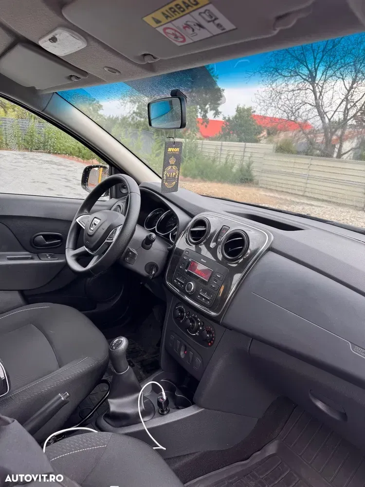 Dacia Logan II 1.0 SCe Laureate — imagine 2