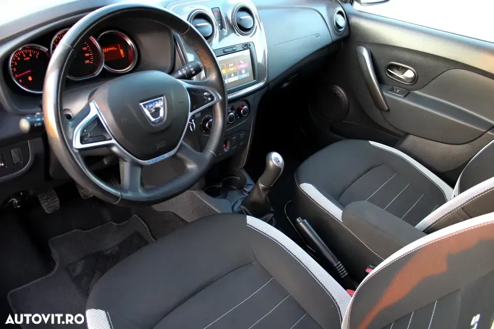 Dacia Logan Stepway 1.5 Blue dCi — imagine 4