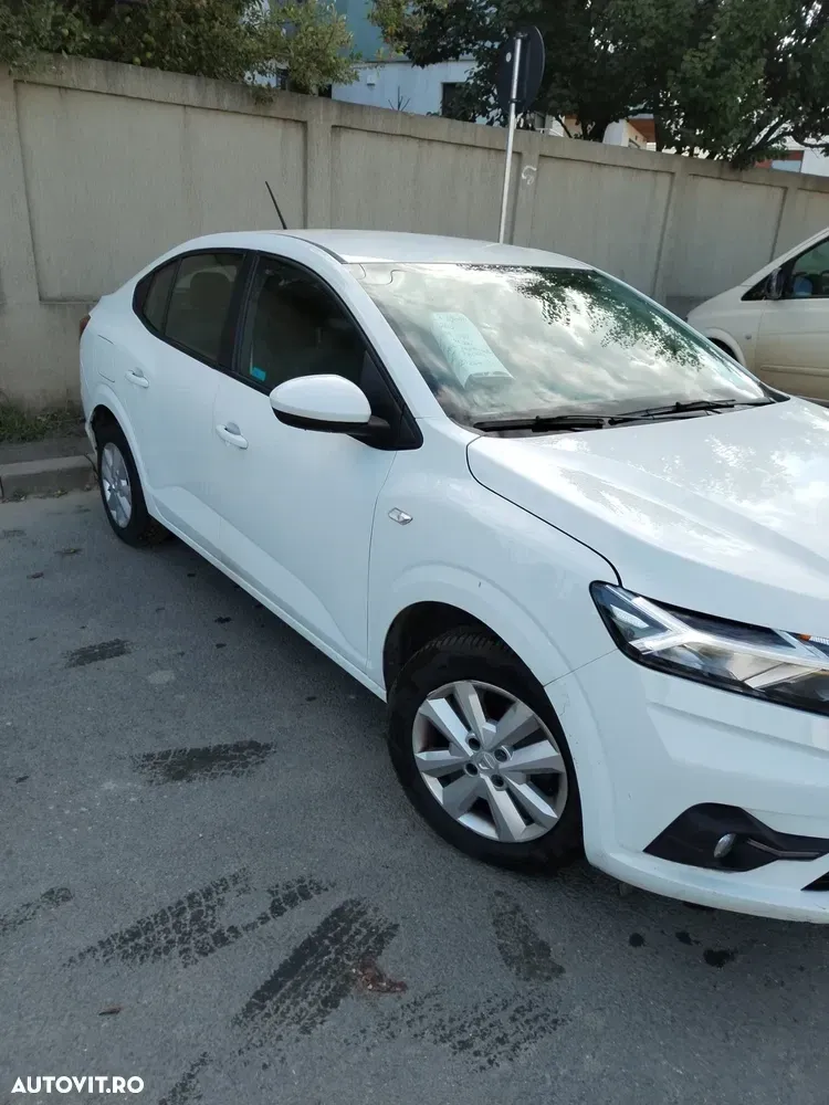 Dacia Logan III TCe 90 MT5 Comfort — imagine 2