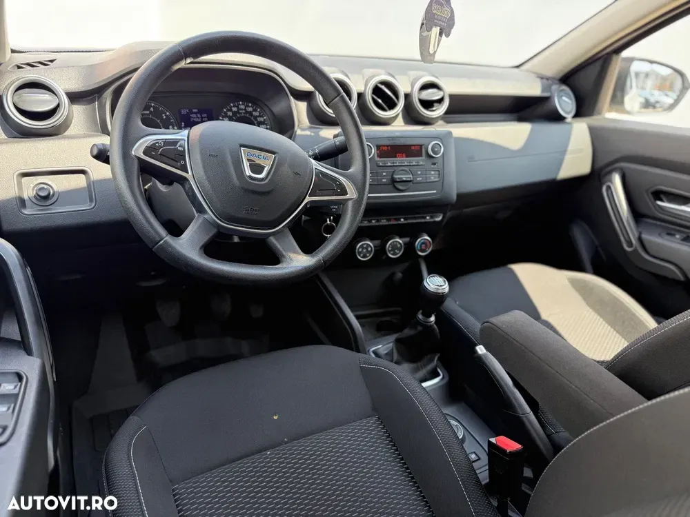 Dacia Duster Blue dCi 115 4WD Comfort — imagine 4