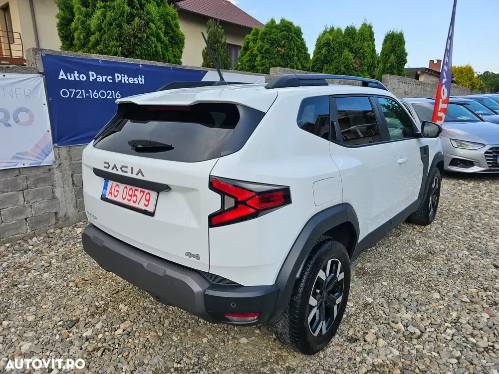 Dacia Duster TCe 130 4X4 MHEV Extreme — imagine 4
