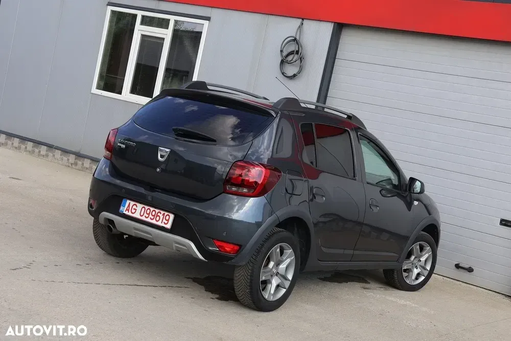 Dacia Sandero Stepway TCe 90 Prestige — imagine 6