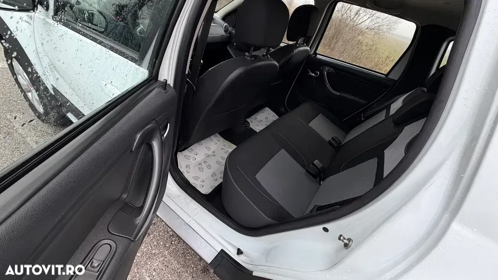 Dacia Duster I dCi 110 FAP 4x4 Prestige — imagine 6