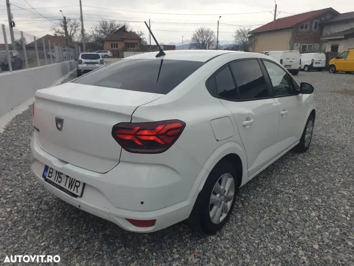 Dacia Logan III TCe 90 MT6 Prestige