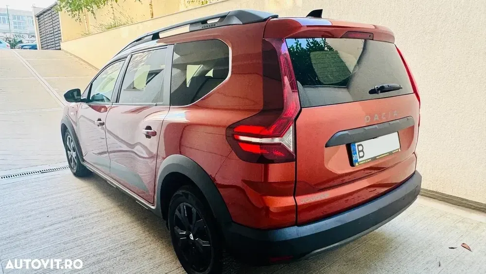 Dacia Jogger 5 locuri TCe 110 SL Extreme — imagine 4