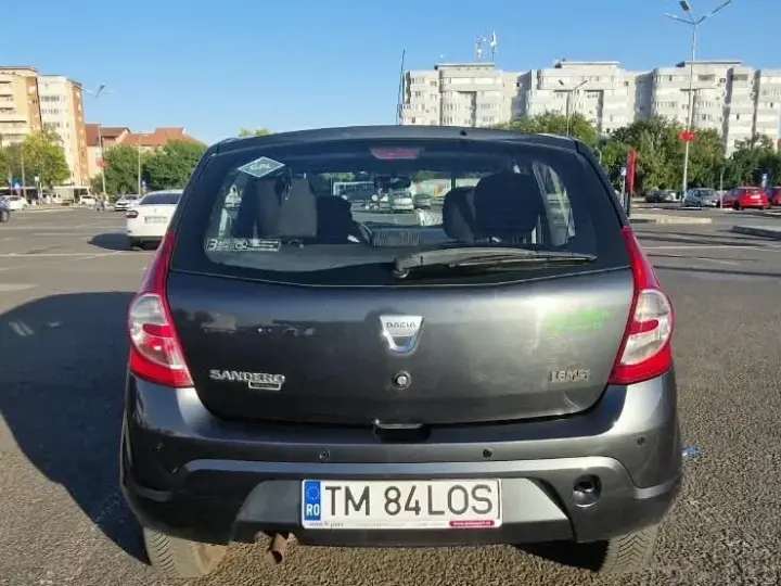 Dacia Sandero I 1.6 MPI Laureate