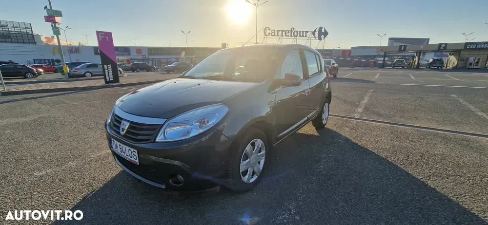 Dacia Sandero I 1.6 MPI Laureate — imagine 2