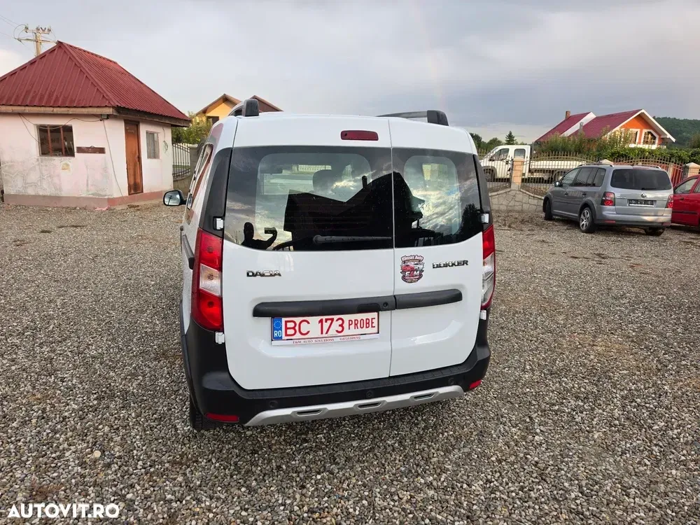 Dacia Dokker 1.2 TCe 115 CP Stepway — imagine 4