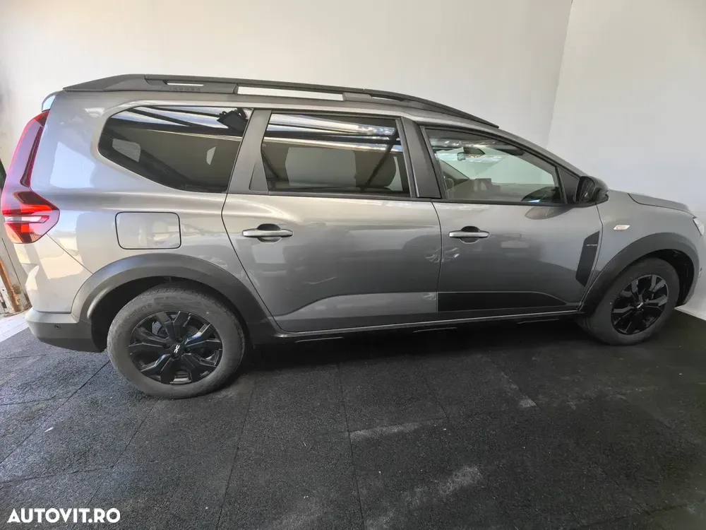 Dacia Jogger 5 locuri HEV 140 Extreme — imagine 4