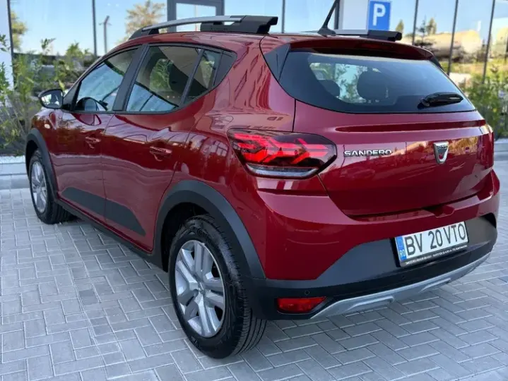 Dacia Sandero Stepway III TCe 90 MT6 Comfort
