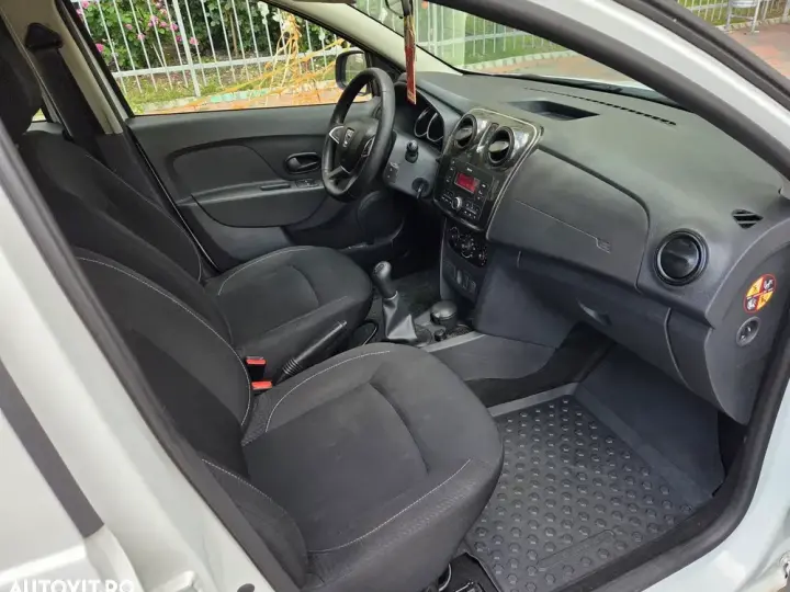 Dacia Logan II 1.0 SCe Laureate