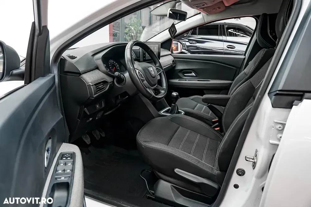 Dacia Jogger 7 locuri TCe 110 Comfort — imagine 4