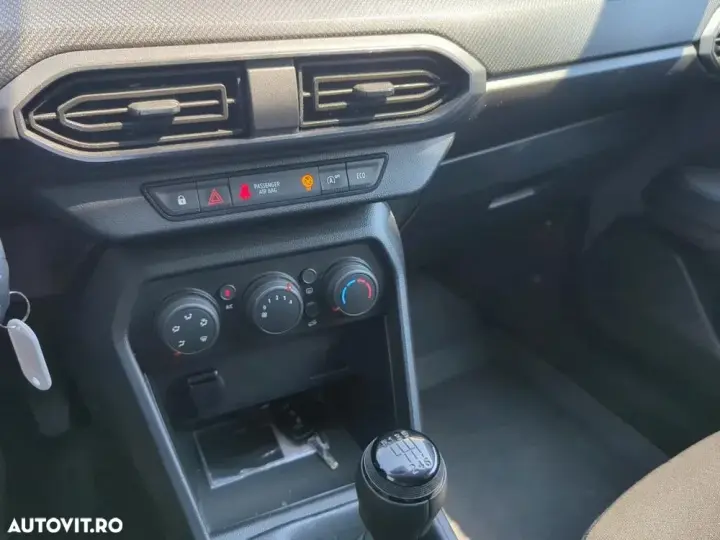 Dacia Logan III TCe 90 Essential