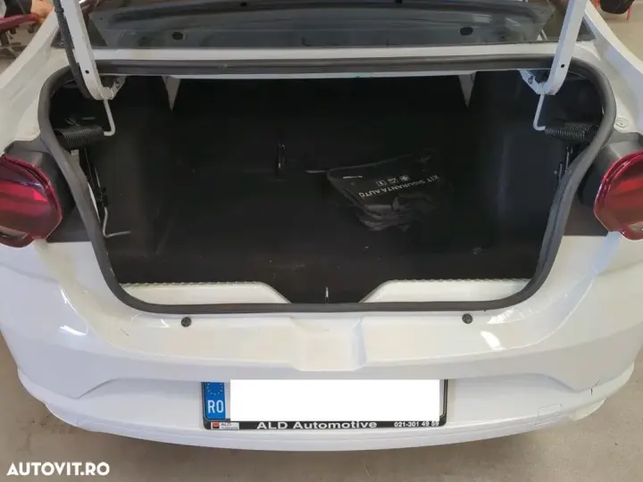 Dacia Logan III TCe 90 Essential