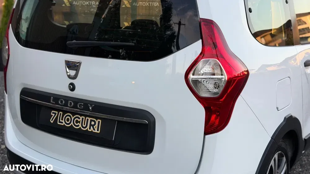 Dacia Lodgy 1.5 Blue dCi Stepway — imagine 4