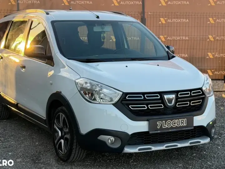 Dacia Lodgy 1.5 Blue dCi Stepway